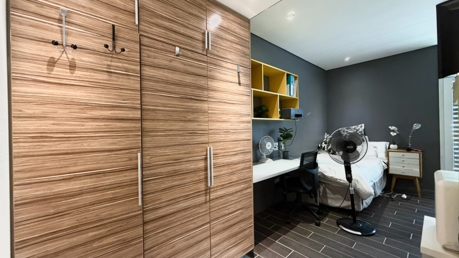 1 Bedroom Property for Sale in Universiteitsoord Western Cape